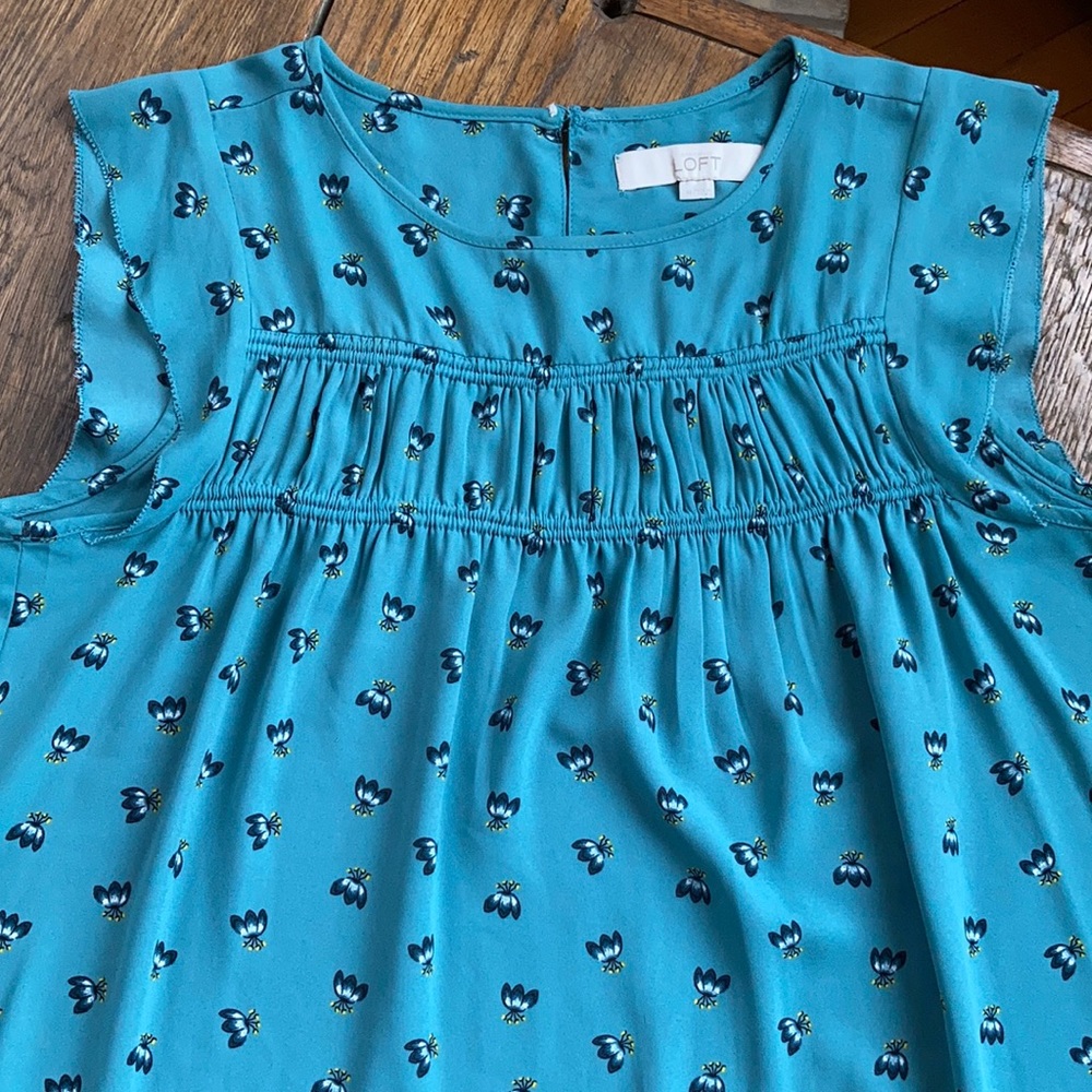Flutter sleeve teal flower blouse